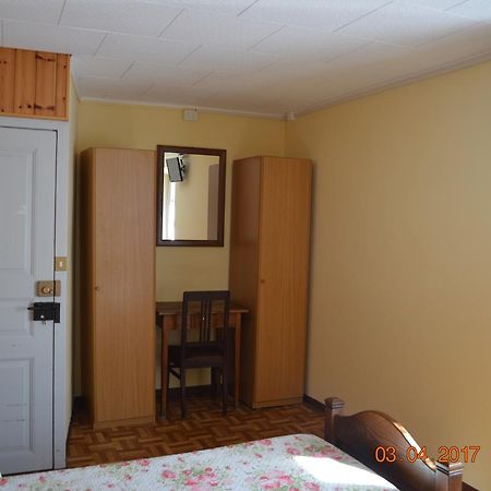 Albergo Ramo Verde Malesco Exterior photo
